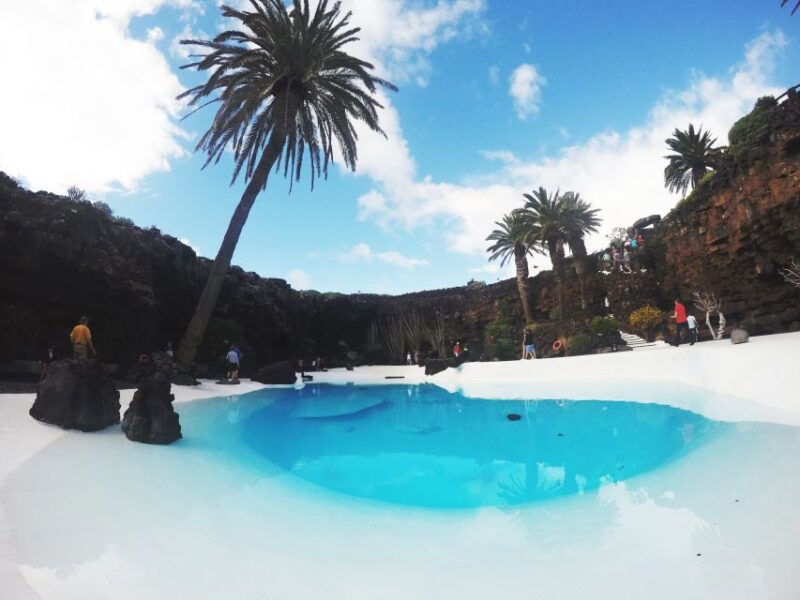 north-lanzarote-cave-jameos-del-agua-and-viewpoint