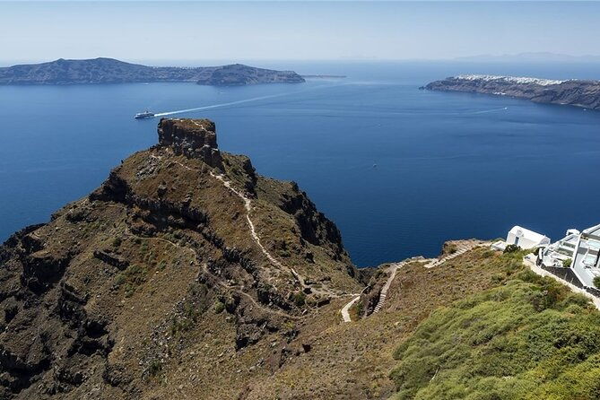 north-santorini-half-day-private-tour-2