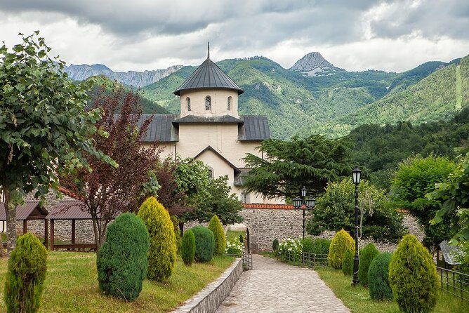 north-tour-np-biograd-gora-lake-moraca-canyon-monastery-kolasin