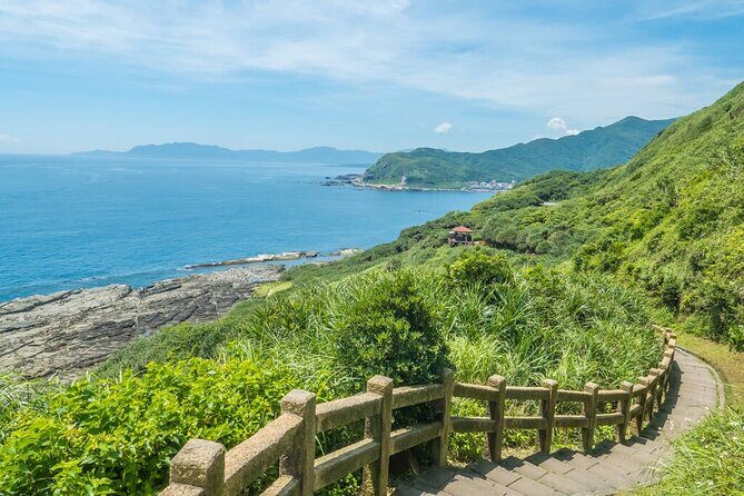 Northeast Coast Day Tour: Bitoujiao, Lighthouse & Lanyang Museum - The Sum Up
