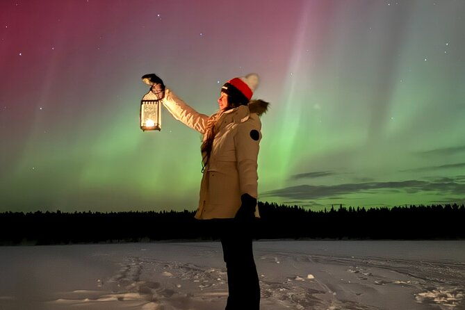 northern-lights-adventure-in-the-wild-with-campfire-treats