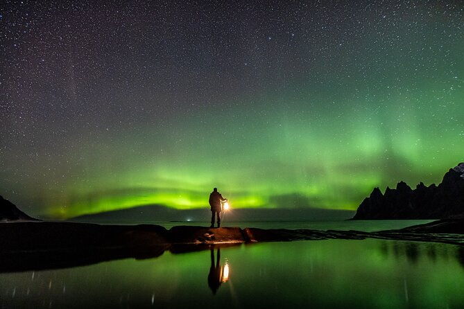 northern-lights-adventure-with-greenlander-8-people-max