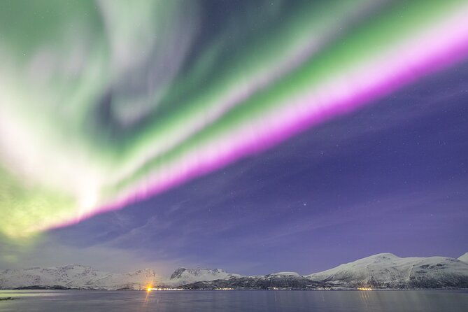 northern-lights-adventure-with-greenlander-8-people-max