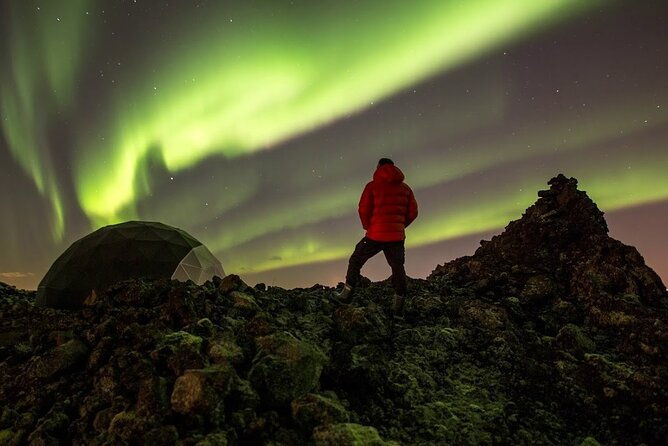 northern-lights-aurora-basecamp-observatory-guided-experience