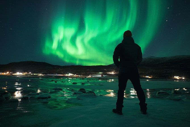 northern-lights-big-bus-chase
