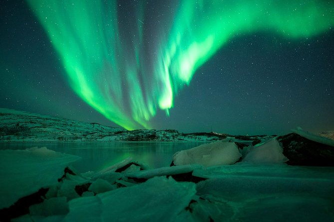 northern-lights-big-bus-chase