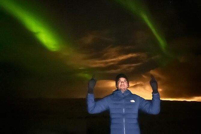 northern-lights-guided-tour-with-professional-photos-2