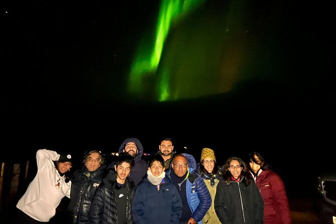 northern-lights-guided-tour-with-professional-photos-2
