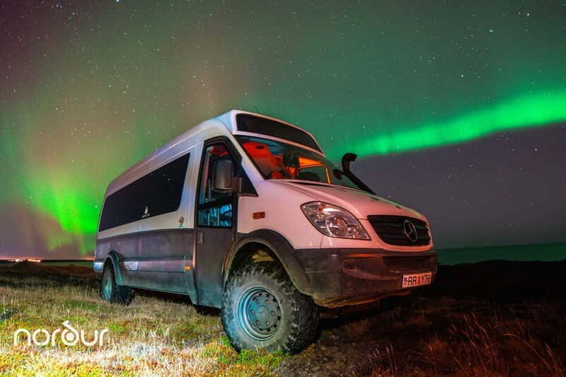 Northern Lights & Hot Choco: Private 4x4 Tour from Reykjavik - Key Points