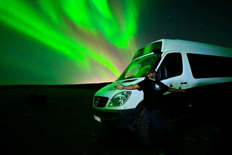 Northern Lights & Hot Choco: Private 4x4 Tour from Reykjavik - A Detailed Look at the Tour
