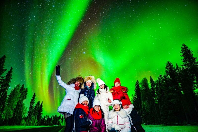 northern-lights-hunting-adventure-in-lapland-3