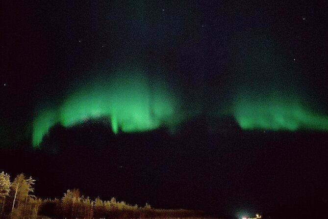 northern-lights-hunting-in-rovaniemi-finland