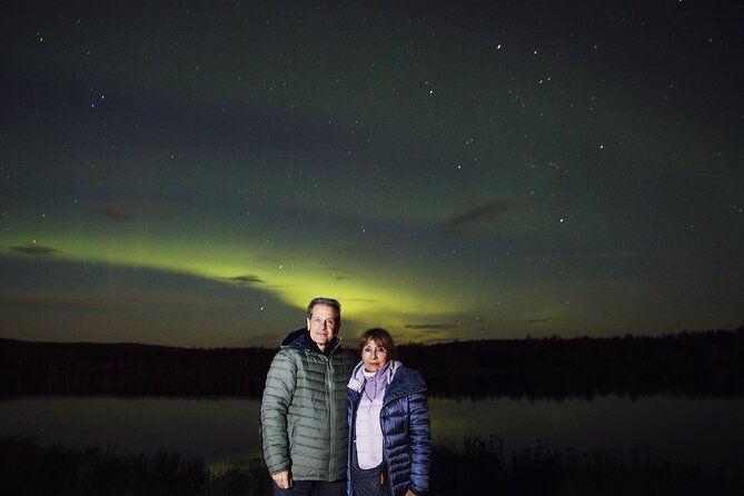 northern-lights-hunting-photo-tour-with-bbq-small-groups
