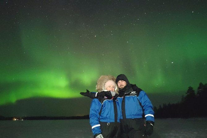 northern-lights-hunting-photo-tour-with-bbq-small-groups