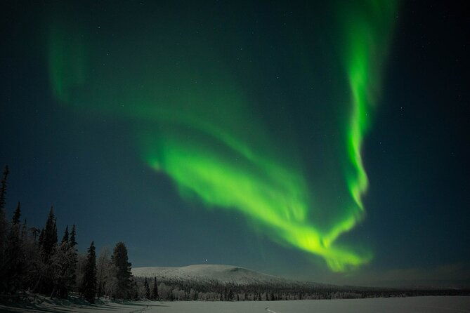 northern-lights-hunting-photography-tour-in-levi