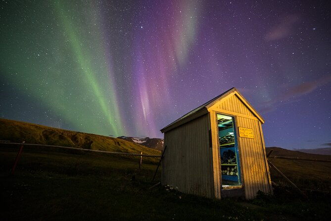 northern-lights-hunting-private