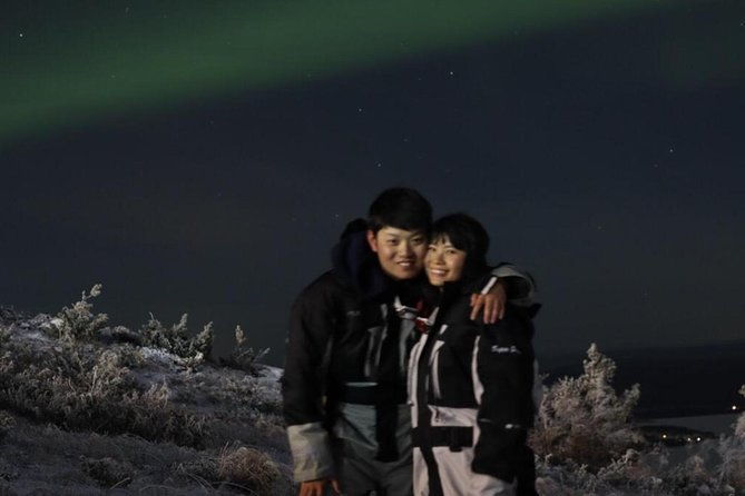 northern-lights-hunting-with-car