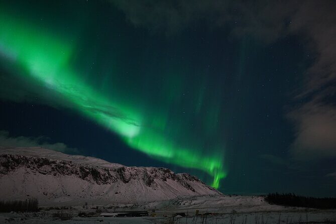 Northern Lights In luxury off-road SUV with Photos and Treats (Private 1-6 Pax) - Frequently Asked Questions