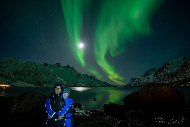northern-lights-minibus-chase