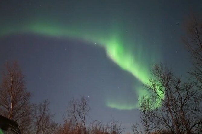 northern-lights-minibus-chase-max-16-person-in-group