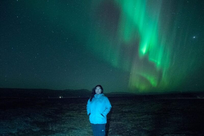 northern-lights-off-road-truck-photos-hot-cocoa-pastries