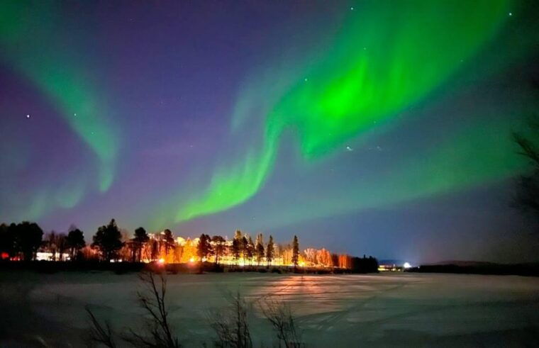 northern-lights-private-tour-rovaniemi