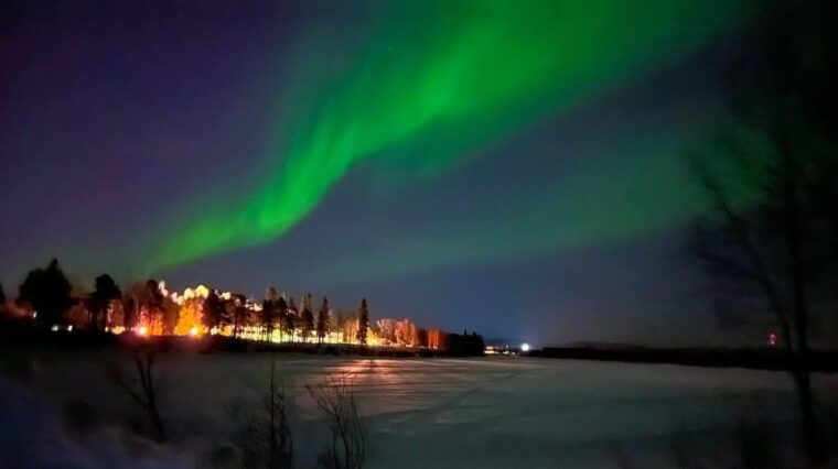 northern-lights-private-tour-rovaniemi