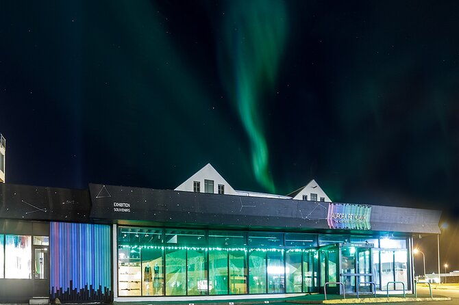 northern-lights-small-group-tour-from-reykjavik-with-free-photos