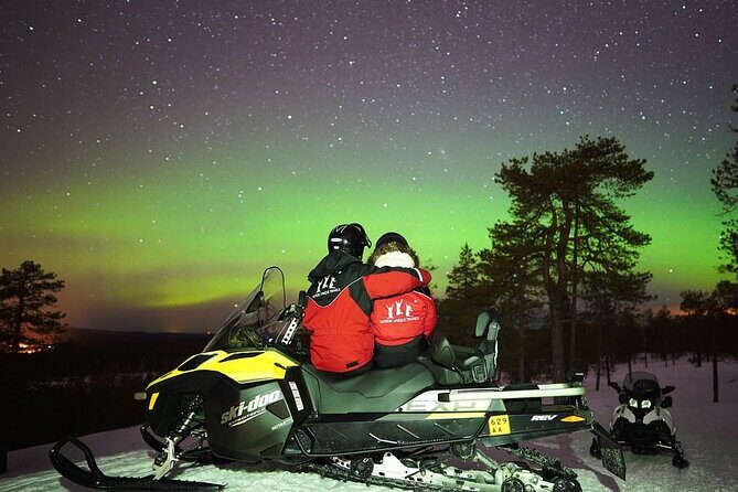 Northern Lights Snowmobile Hunt - FAQ