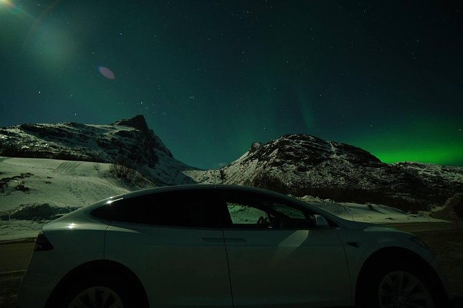 northern-lights-teslax-ecofriendly-car-2