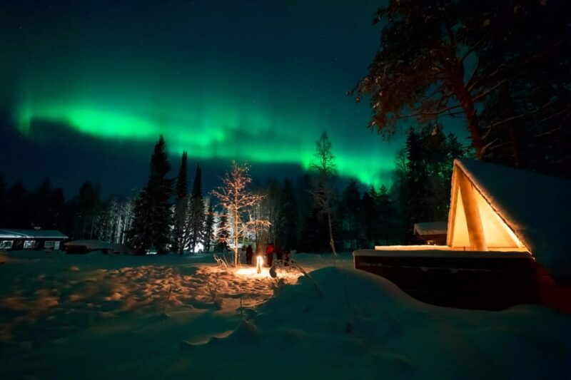 northern-lights-tour-in-atmospheric-cottage-3