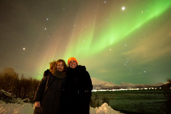 northern-lights-tour-with-local-guide-and-photos