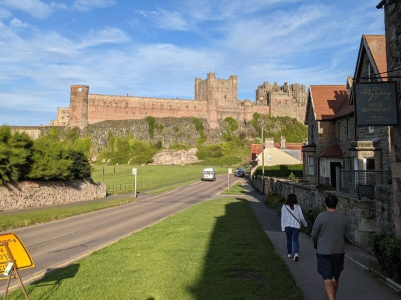 northumberland-private-bamburgh-and-lindisfarne-guided-tour