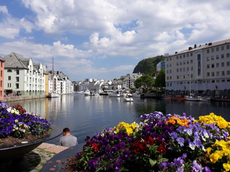 norwegian-coastal-cities-smartphone-audio-guide-app