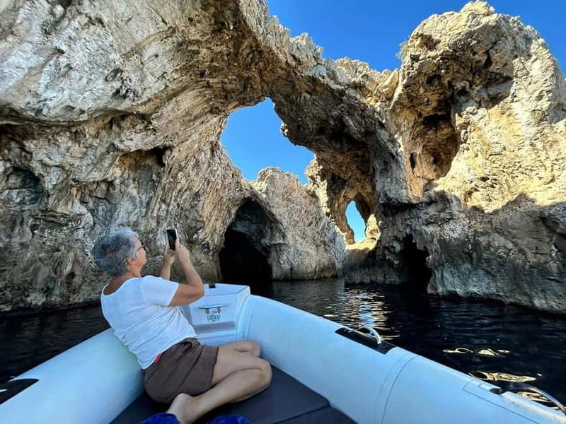 Noto Private tour: Avola to Ortigia & Tonnara Santa Panagia - Caves and Bays: A Natural Wonderland