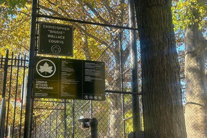 notorious-walking-tour-biggie-smalls-life-legacy-in-brooklyn