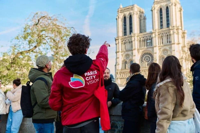 Notre Dame Cathedral : Entry, Cruise & Outside Guided Tour - The Itinerary: What You’ll Experience  