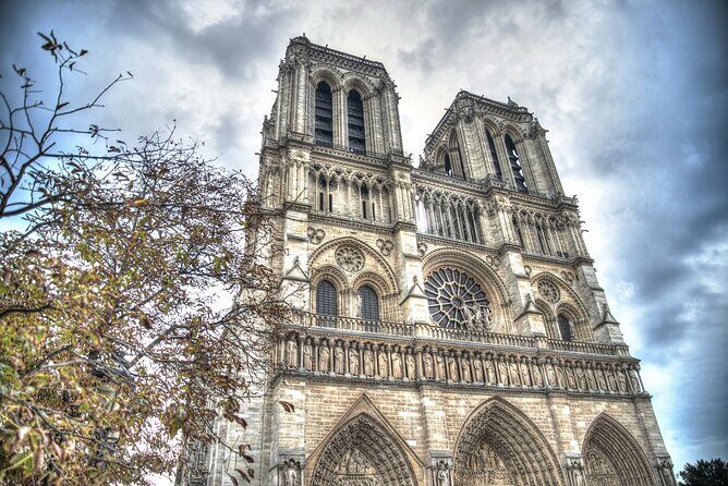 Notre Dame Cathedral Outdoor Walking Tour - The Sum Up