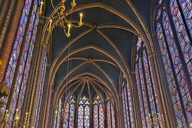 notre-dame-paris-outdoor-tour-with-crypt-entry