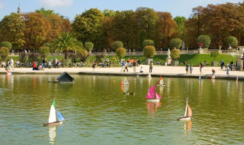 notre-dame-to-luxembourg-paris-heritage-walk