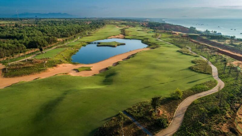 Nova Wolrd Phan Thiet Golf Club Premium Tour 1 Day Private - The Amenities and Surroundings