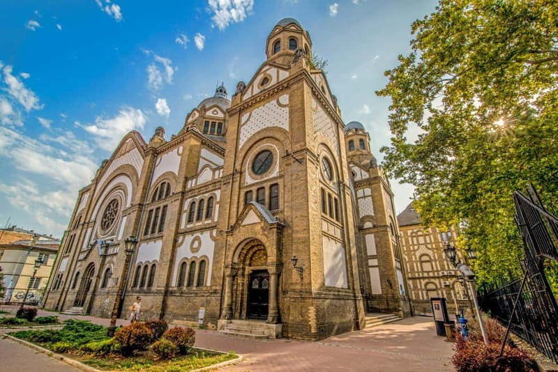 Novi Sad: Walking Tour city center and Petrovaradin Fortress - Key Points  