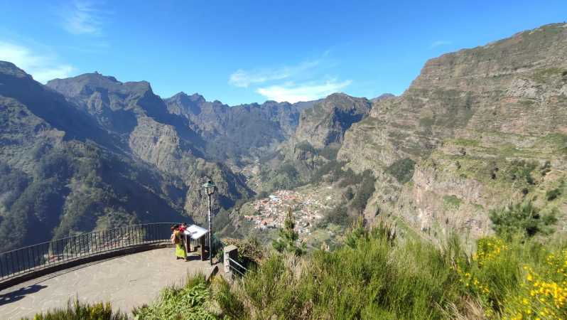 nuns-valley-pico-dos-barcelos-madeira-island-tour