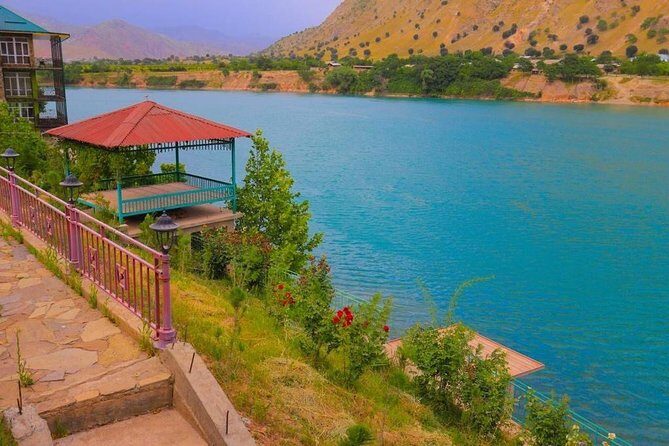 Nurek Mountain Lake, One-day tour - Key Points