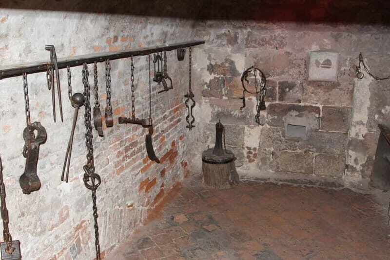 Nuremberg: Medieval Dungeons Guided Tour - Review Highlights and Authentic Feedback