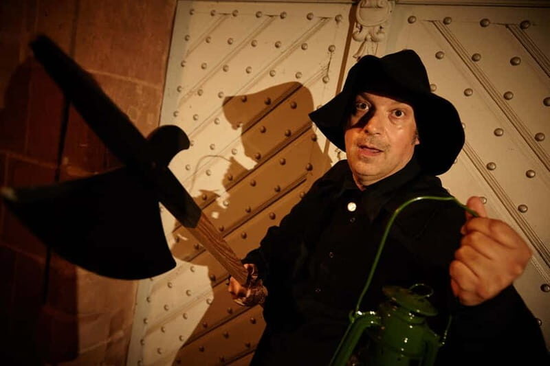 Nuremberg: Theater Tour "Of nightwatchmen, executioners, and nymphs" - An In-Depth Look at the Theater Tour Experience