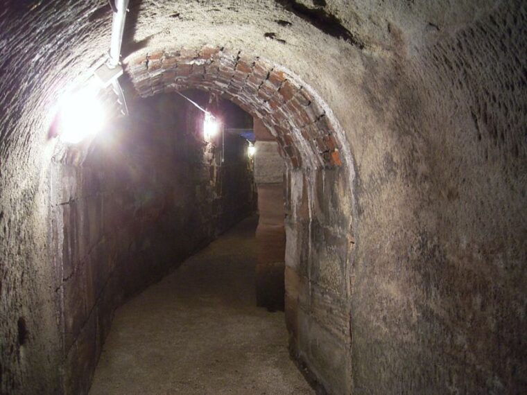 nuremberg-tunnels-and-secret-passages-in-the-city-wall-tour