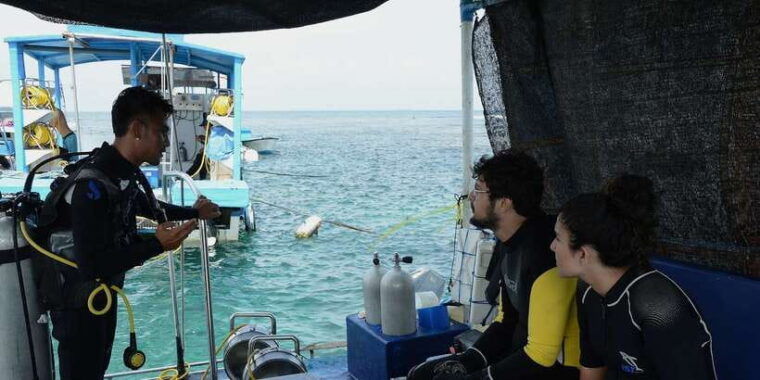 nusa-dua-underwater-sea-walking-experience