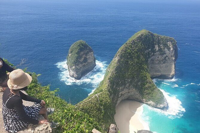 Nusa Penida island day trip with Photographer - Key Points