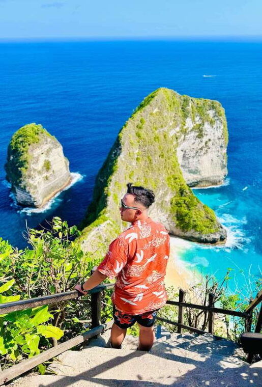 nusa-penida-snorkeling-with-manta-rays-and-island-tour